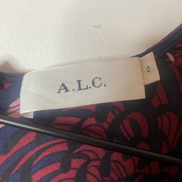 A.L.C. Printed Bailey V-Neck Dress 0 - Picture 4 of 8